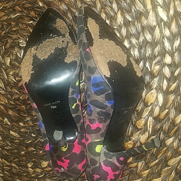 Nine west camo heels - Picture 3 of 3